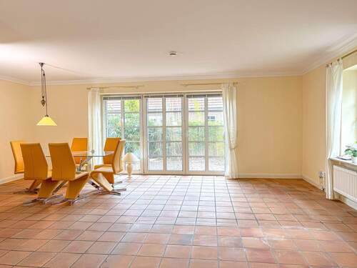 Wohnzimmer - Einfamilienhaus mit 128,00 m&sup2; in Sankt Peter-Ording zum Kaufen