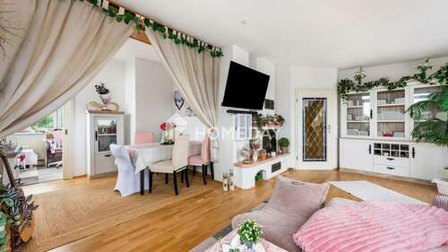 Wohnzimmer 2 - 3 Zimmer Etagenwohnung in Berlin