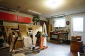 Holzwerkstatt im Untergeschoss - 
