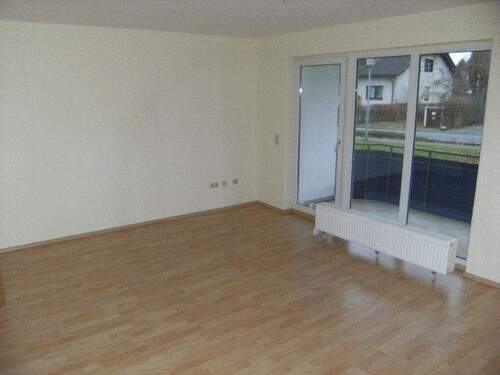 Wohnzimmer - 3 Zimmer Etagenwohnung in Leopoldshöhe