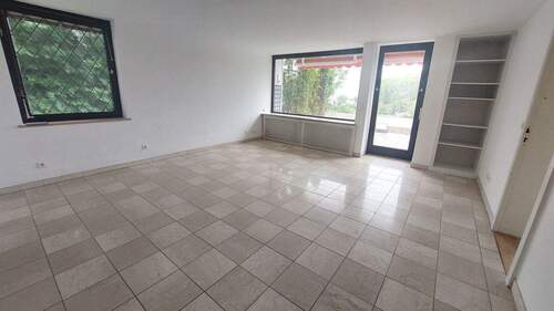 Raum 1 zur Terrasse - 
