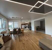 Exklusive, perfekt ausgestattete 5 12 Zimmer-Wohnung mit großer Terrasse und Aufzug zu verkaufen - Bad Friedrichshall Kochendorf