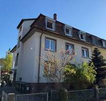 Charmante 4 Zimmer-Altbauwohnung mit Gartenanteil in begehrter Lage von Karlsruhe-Rüppurr