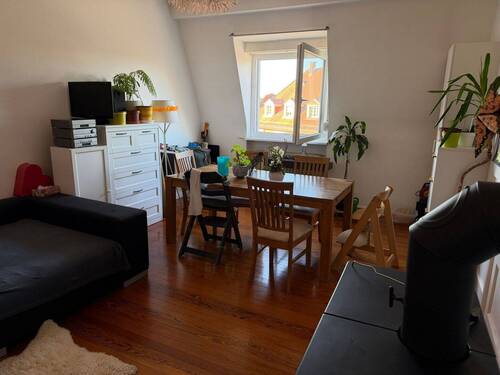 Wohnen 1 - 4 Zimmer Etagenwohnung zum Kaufen in Karlsruhe