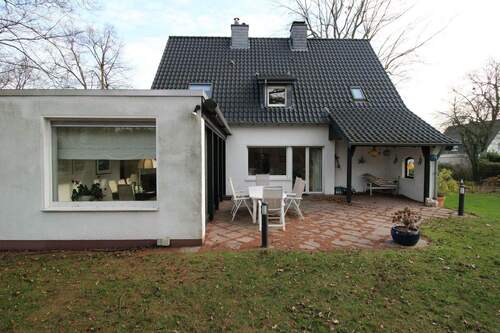 Seitlicher Anblick auf das Haus - 