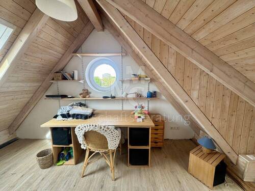 Spitzboden - 