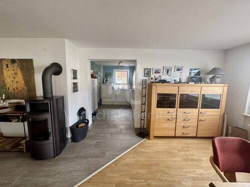 Wohn-/ Esszimmer - 