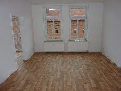 25041-1.jpg - - Blick ins Grüne - - 420,00 EUR Kaltmiete, ca.  78,20 m² Wohnfläche