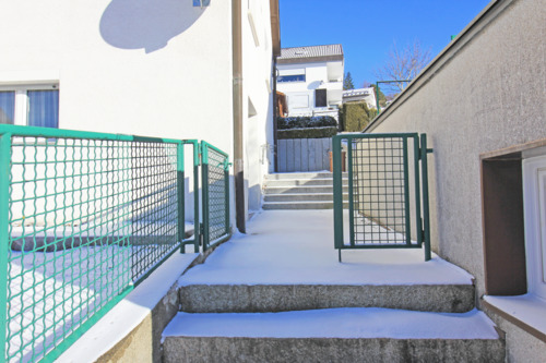 Zugang - 7 Zimmer Einfamilienhaus in Albstadt