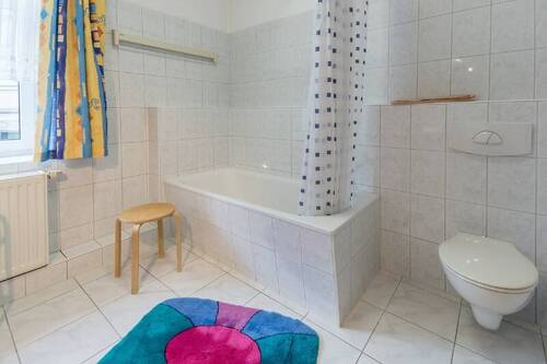 Bad im Hochparterre (3) - 