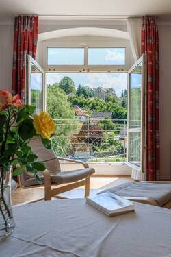 Blick zum Balkon im zweiten OG - 