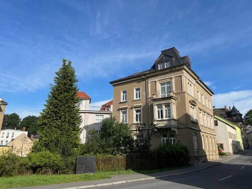 Ansicht von Südost - 1 Zimmer Mehrfamilienhaus, Wohnhaus zum Kaufen in Sebnitz