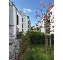 SCHNELL EINZIEHEN UND GLEICH WOHLFÜHLEN: Sonnige 4-Zi-Whg. mit gr. Balkon! Sie erhalten sogar noch den KfW-Zuschuss in Höhe von 26.250€! - Nürnberg Laufamholz