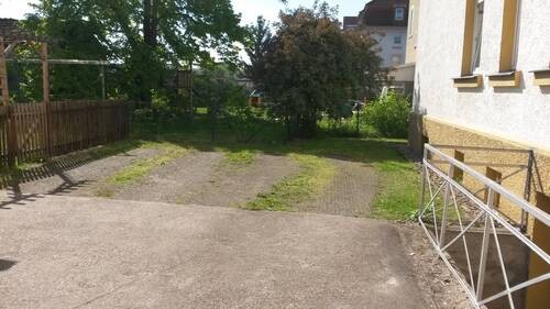 Stellplätze - 4 Zimmer Etagenwohnung in Gotha