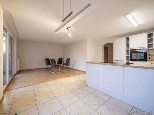 Küche + Wohnzimmer - Etagenwohnung mit 83,00 m&sup2; in Hilzingen zum Kaufen