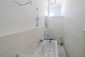Badezimmer mit Tageslicht - 