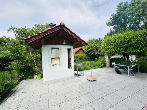 Terrasse - Backhaus - 
