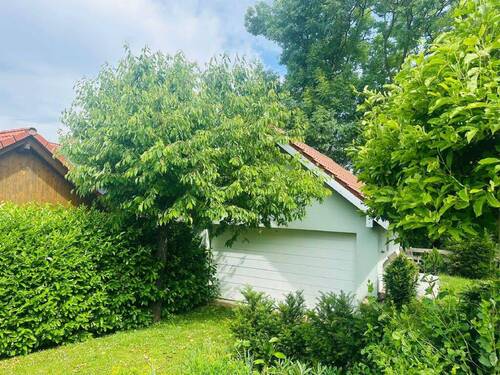 Garage - 