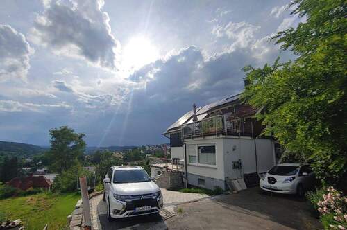 Ausblick - Sonnenverwöhntes Einfamilienhaus in Traumlage in Lorch zu verkaufen
