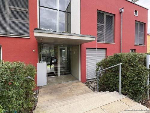 Hauseingang - 3 Zimmer Etagenwohnung zum Kaufen in Radolfzell