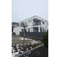 Moderne, traumhaft schöne Doppelhaushälfte in ruhiger Lage - Dinkelsbühl