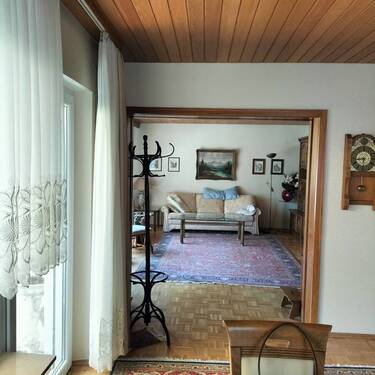 großzügiges Wohn-Esszimmer mit ca. 38 m² Wfl. - 