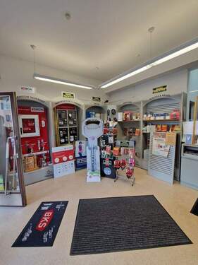 Bild 1 - Zwei vielseitig nutzbare Ladenflächen in Kaiserslautern 100m² und 90m² - Hilgardring 46