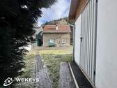 Hinterhof mit dem Auto befahrbar bis zur Garage - 
