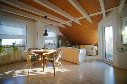 Wohnbereich - 3 Zimmer Etagenwohnung zur Miete in Kehl