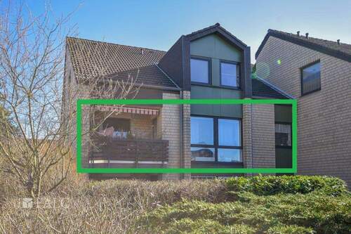 Außenansicht von Balkon und Wohnung - 2 Zimmer Etagenwohnung in Düsseldorf