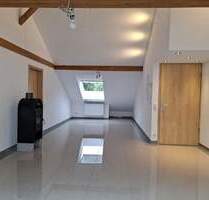 Helle 2,5 Zimmer Dachgeschosswohnung in Albershausen **ohne Makler**