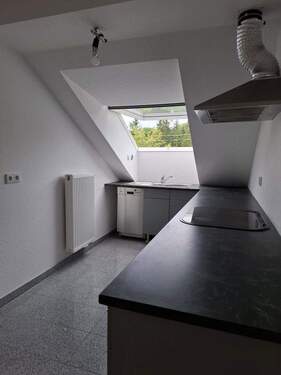 Küche (Türle zum Technikraum) - Etagenwohnung mit 71,00 m&sup2; in Albershausen zum Kaufen