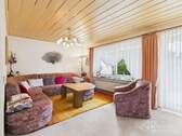 Wohnzimmer EG (1) - 4 Zimmer Doppelhaushälfte zum Kaufen in Eckental