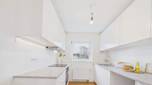 Küche - 3 Zimmer Etagenwohnung zum Kaufen in Sindelfingen