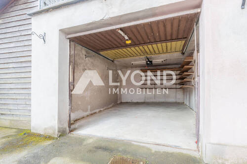 Garage - 