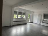 Wohnbereich Teilansicht - Erstbezug nach Sanierung! Moderne 2 Zi.-Wohnung mit Terrasse in einer ruhigen Wohnstrasse