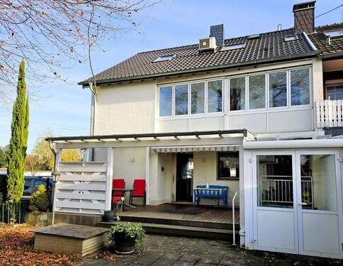 Rückseite (Garten) - 5 Zimmer Mehrfamilienhaus, Wohnhaus in Sankt Augustin