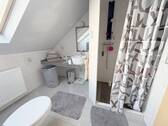 Badezimmer DachgeschossHaus - 