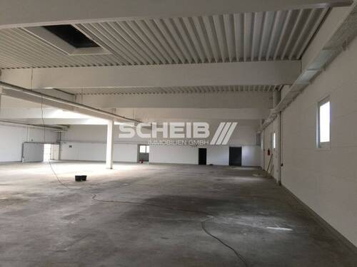 massiver Betonboden - Halle in Öhringen