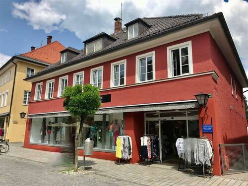 Wohn-und Geschäftshaus - 