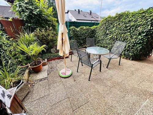 Terrasse vor dem Haus - Einfamilienhaus mit 168,60 m² in Murr zum Kaufen