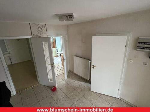 Bild 2 - 5 Zimmer Einfamilienhaus zum Kaufen in Großenehrich