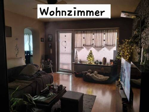 Wohnzimmer - Etagenwohnung mit 70,90 m&sup2; in Rodenbach zum Kaufen