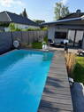 Pool mit Terrasse - 