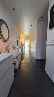 Eingangsbereich - 6 Zimmer Einfamilienhaus zum Kaufen in Wedemark