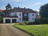 Eingangsseite - Geräumige 3-Zimmer-Wohnung mit Dachterrasse und Garage in Waltenhofen-Hegge