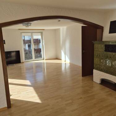 großes Wohn-/Esszimmer - 3 Zimmer Etagenwohnung in Waltenhofen