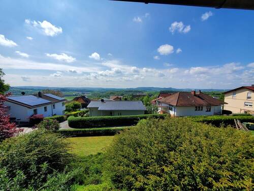 Ausblick - Kleiner Bungalow direkt am Waldrand & Traumblick!