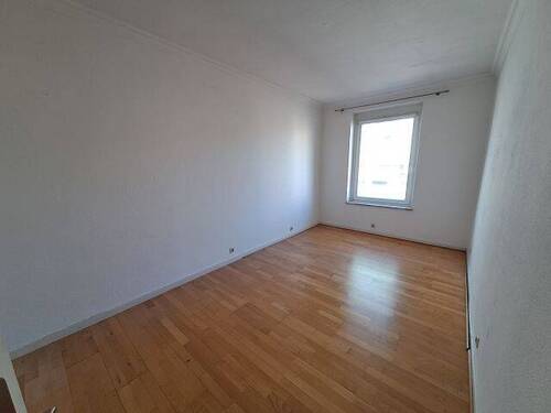Schlafzimmer - 2 Zimmer Etagenwohnung in Köln