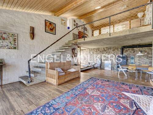 Wohnzimmer - 8 Zimmer Einfamilienhaus zum Kaufen in Freiburg im Breisgau